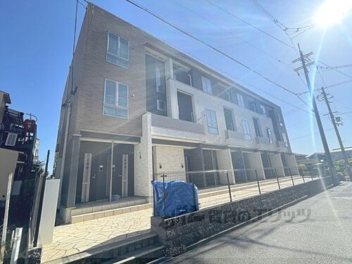 大阪府寝屋川市上神田１丁目 築13年6ヶ月 3階建