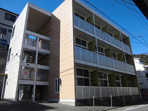 兵庫県神戸市兵庫区熊野町１丁目 3階建 築24年9ヶ月