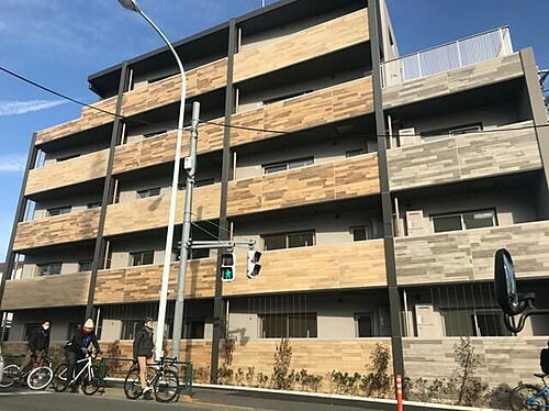 東京都世田谷区大原１丁目 5階建