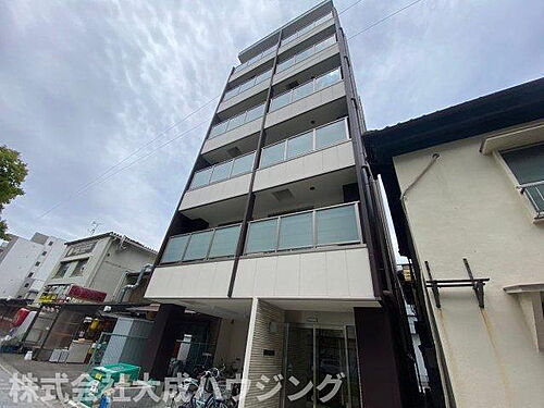 兵庫県西宮市鳴尾町３丁目 6階建