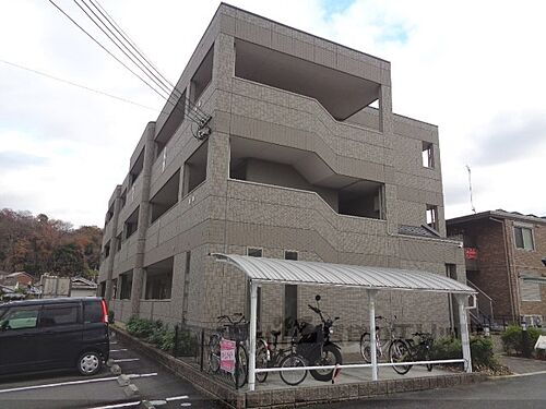 奈良県桜井市大字浅古 3階建 築11年6ヶ月