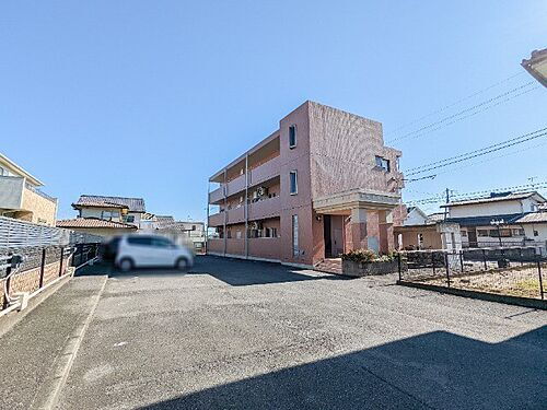 群馬県伊勢崎市除ケ町 3階建 築21年9ヶ月