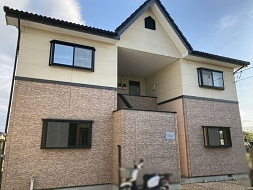 群馬県伊勢崎市田中島町 2階建 築26年