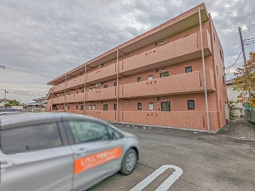 群馬県伊勢崎市山王町 3階建 築19年11ヶ月