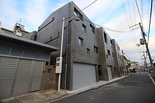 京都府京都市中京区西ノ京南原町 賃貸マンション