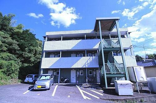 岡山県岡山市中区門田本町２丁目 3階建