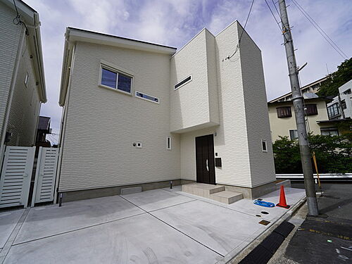 兵庫県神戸市東灘区御影山手５丁目 築2年8ヶ月 2階建