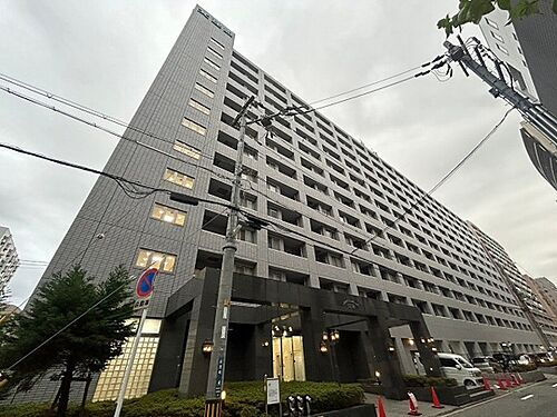 大阪府吹田市広芝町 12階建