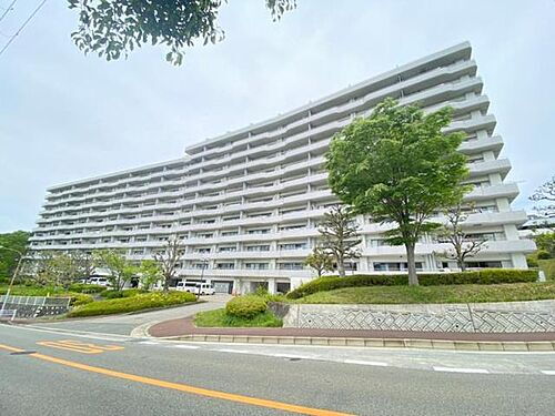 大阪府池田市伏尾台５丁目 地上11階地下1階建