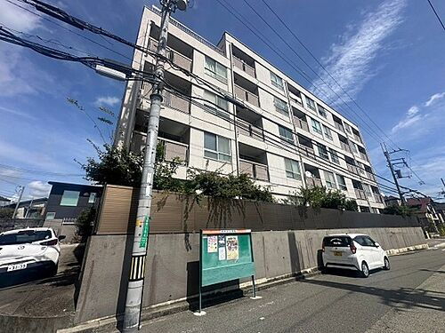 兵庫県川西市花屋敷２丁目 5階建 築54年9ヶ月