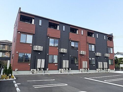 ウィン・パレス 3階建