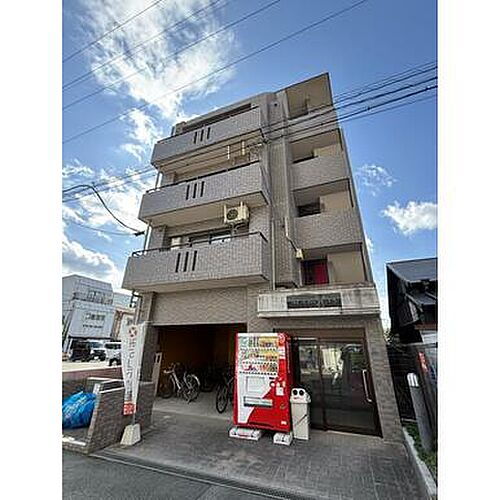 熊本県熊本市中央区西子飼町 5階建