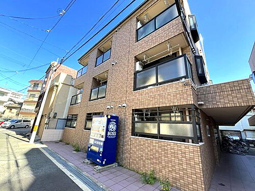 大阪府大阪市旭区森小路２丁目 3階建