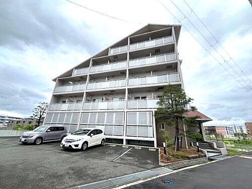 大阪府茨木市若草町 5階建