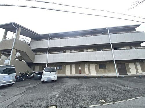 奈良県生駒市中菜畑２丁目 3階建 築38年10ヶ月