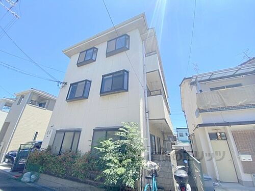 大阪府寝屋川市新家一丁目 築30年10ヶ月 3階建