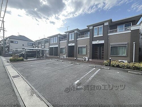 サンシャイン　パレス