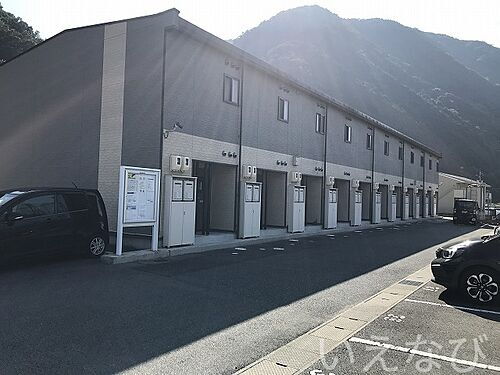 岡山県高梁市落合町阿部 2階建