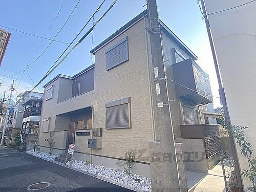 兵庫県尼崎市西難波町３丁目 2階建 築1年1ヶ月