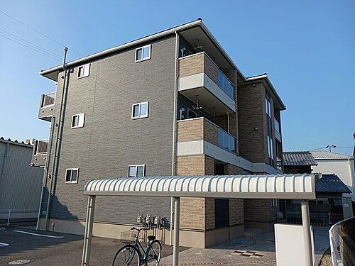 徳島県小松島市中田町字内開 3階建 築5年7ヶ月