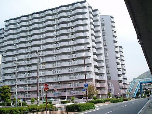 兵庫県川西市小花２丁目 15階建 築29年10ヶ月