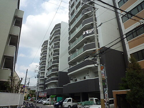 大阪府大阪市淀川区十三東３丁目 築17年9ヶ月 10階建