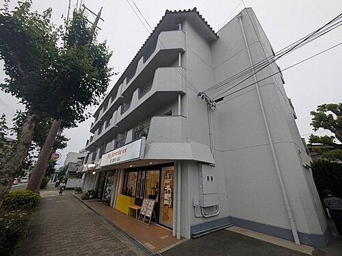 大阪府茨木市大住町 築48年9ヶ月 4階建