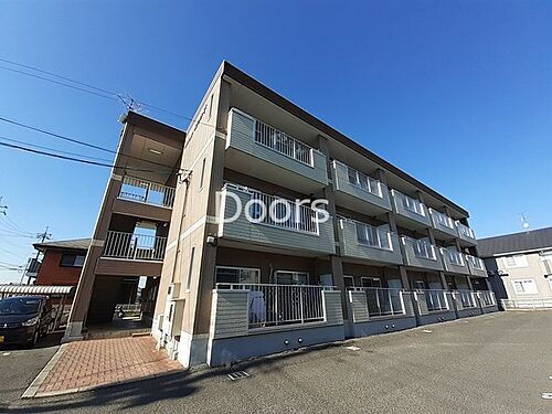 岡山県岡山市北区白石西新町 3階建