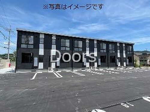 岡山県岡山市中区円山 2階建 