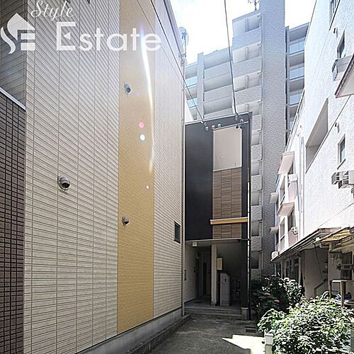 愛知県名古屋市中区新栄１丁目 2階建 築9年8ヶ月