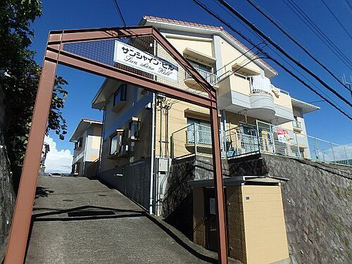 大阪府箕面市半町１丁目 2階建