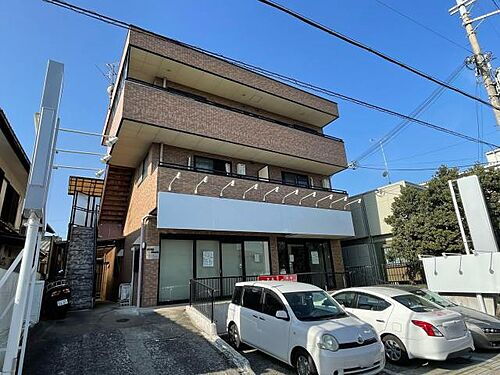 奈良県北葛城郡河合町中山台１丁目 3階建 築24年7ヶ月