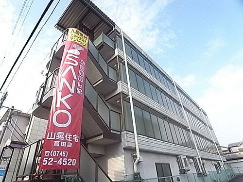 奈良県大和高田市西三倉堂１丁目 4階建 築36年7ヶ月