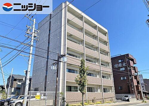 ＧＲＡＣＥ　ＣＯＵＲＴ　ＫＵＷＡＮＡ