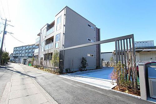 埼玉県越谷市伊原１丁目 賃貸マンション