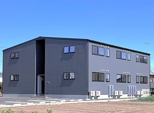 岐阜県大垣市荒尾町 2階建 