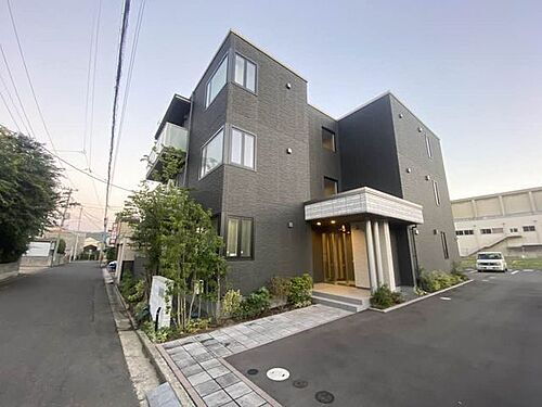 プレミアス松木町