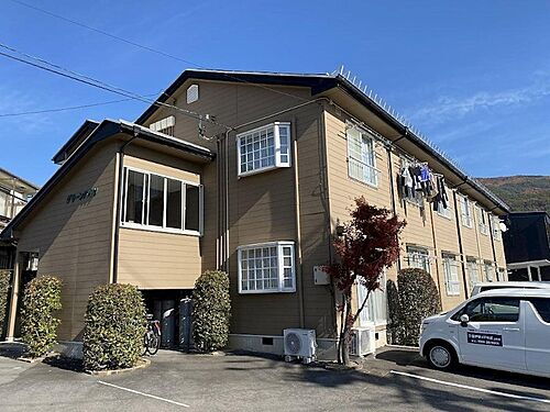 長野県埴科郡坂城町大字坂城 築33年2ヶ月 2階建