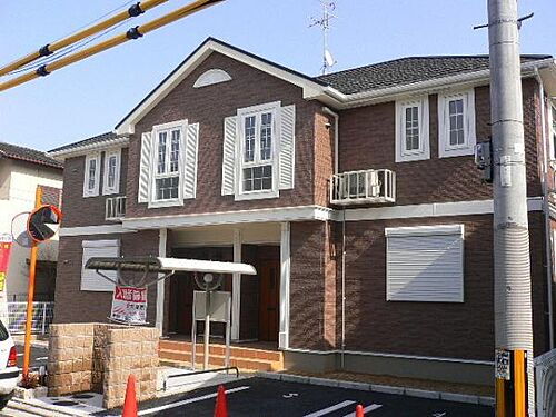 大阪府高石市千代田４丁目 築15年9ヶ月 2階建