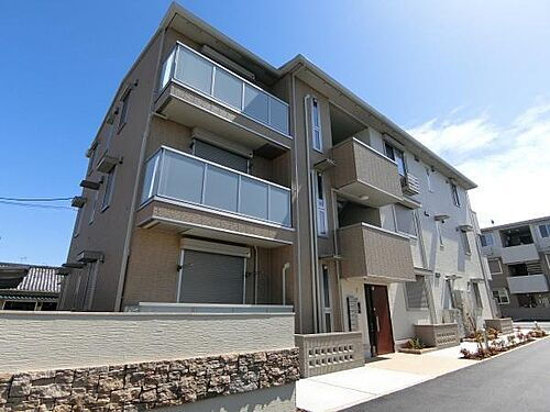 大阪府藤井寺市小山５丁目 3階建 築3年9ヶ月