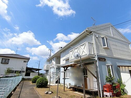 ピュア・ハイツ　Ａ棟 2階建