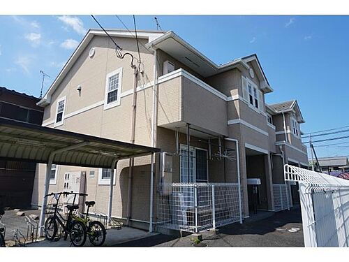 滋賀県大津市北大路２丁目 2階建