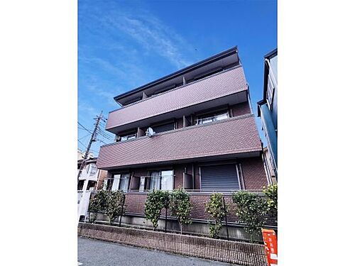 メゾンドゥナガト 3階建