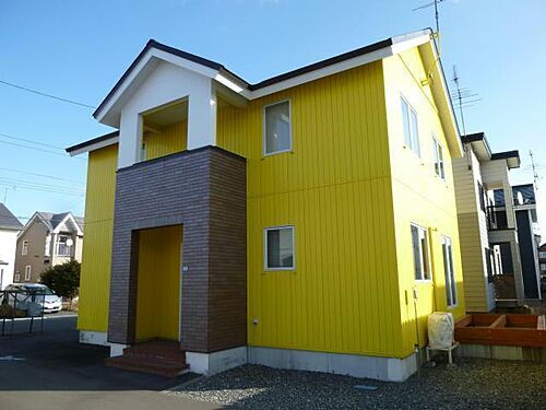 北海道千歳市自由ケ丘２丁目 2階建 築23年10ヶ月