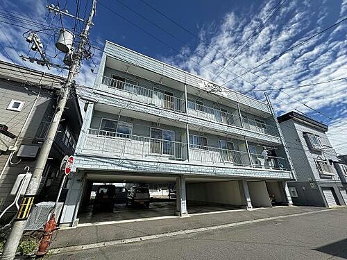 シェルブール 3階建