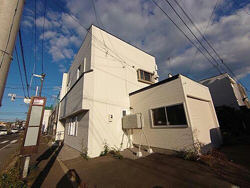 花園町２３番戸建 2階建