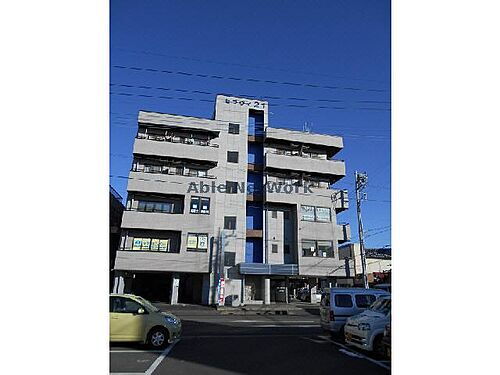 茨城県古河市東本町１丁目 5階建 築33年2ヶ月