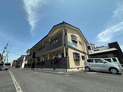 鹿児島県霧島市国分向花町 2階建 築28年3ヶ月