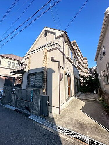 大阪府高槻市富田丘町 賃貸一戸建て