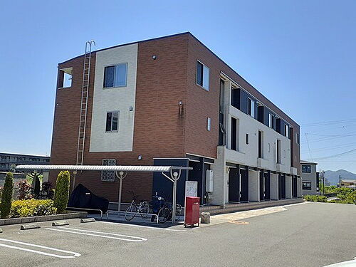 和歌山県岩出市山 賃貸アパート